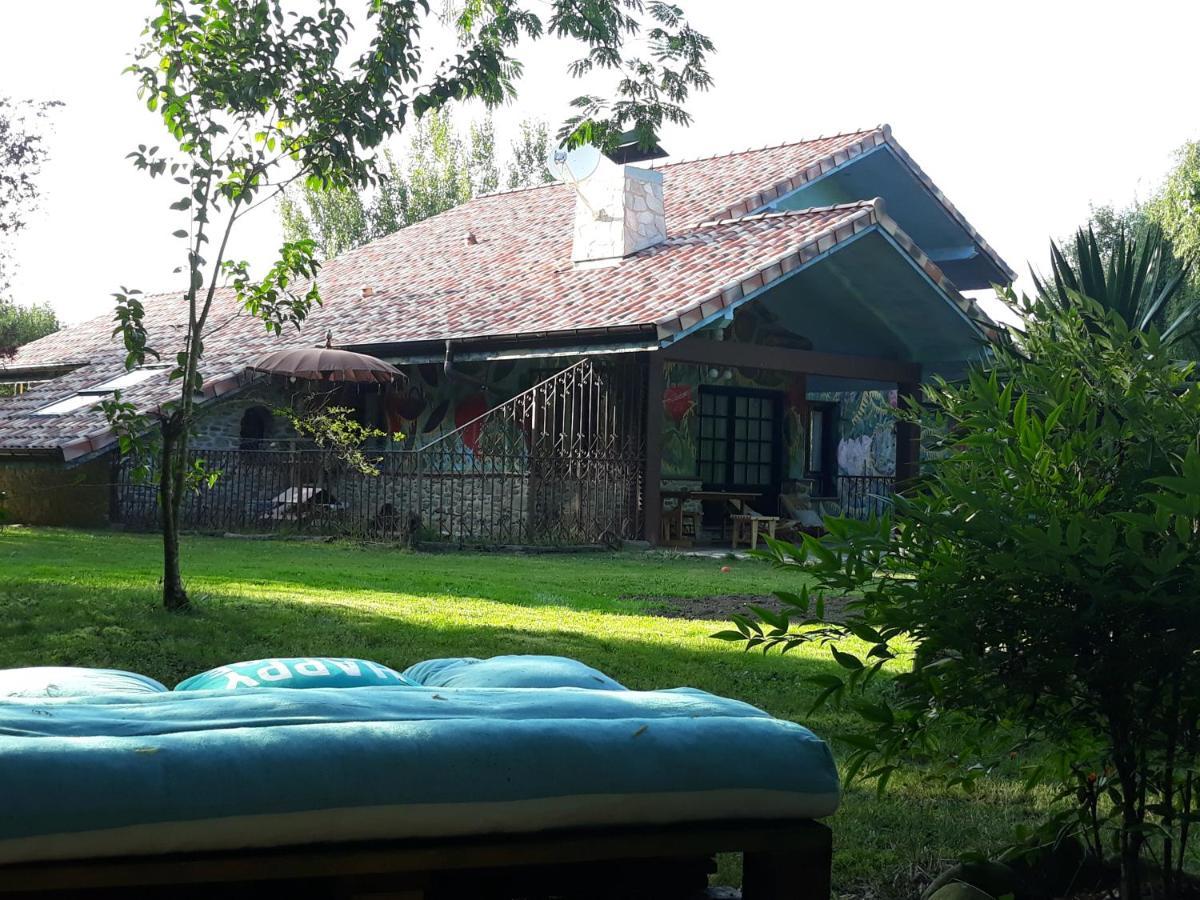Hugoren Egoitza Zubialde Exterior photo
